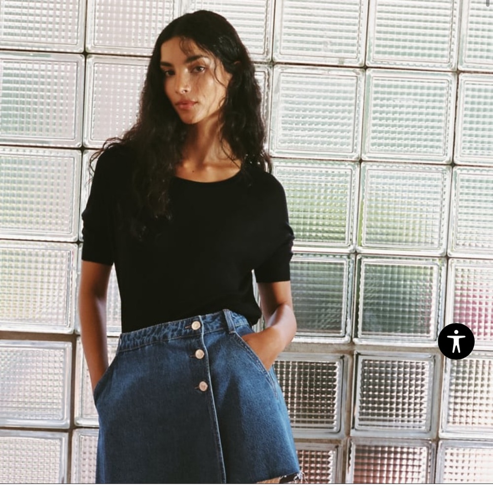 Zara BUTTONED WRAP SKORT Denim- brand new with tags!